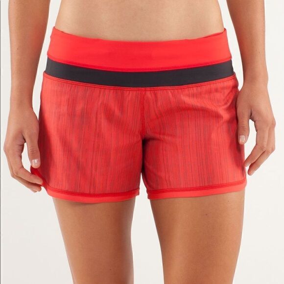 Lululemon Groovy Run Short - Picture 2 of 6